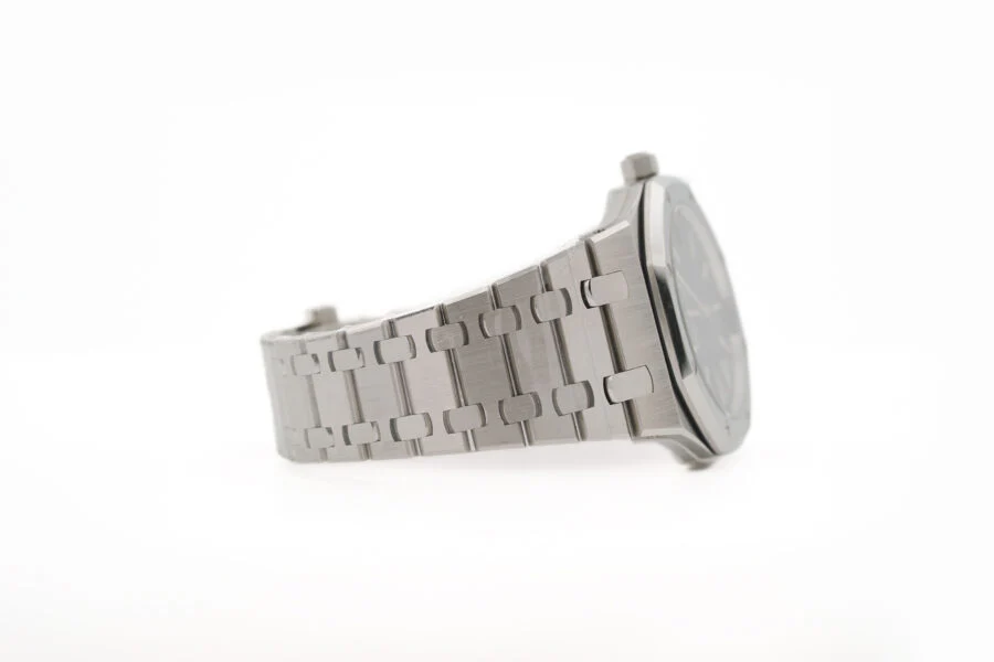 Audemars Piguet Royal Oak Jumbo Extra Thin 15202ST.OO.124OST.01 – 2021 - Image 4