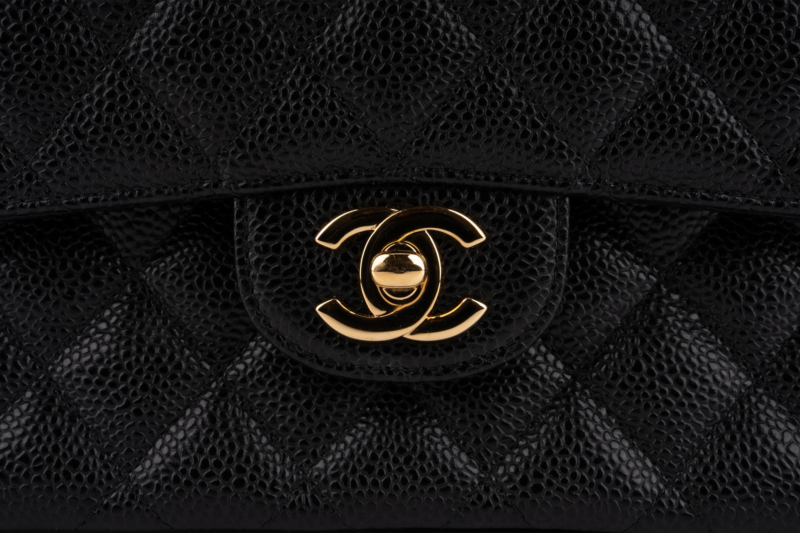 Chanel Classic Medium Double Flap	Caviar	Black	GHW - Image 7