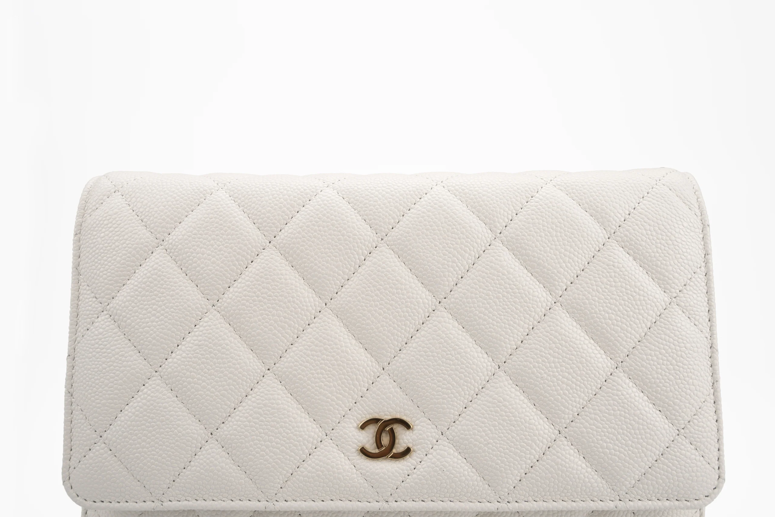 Chanel Classic Quilted Wallet on Chain Caviar White Champagne GHW - Image 3