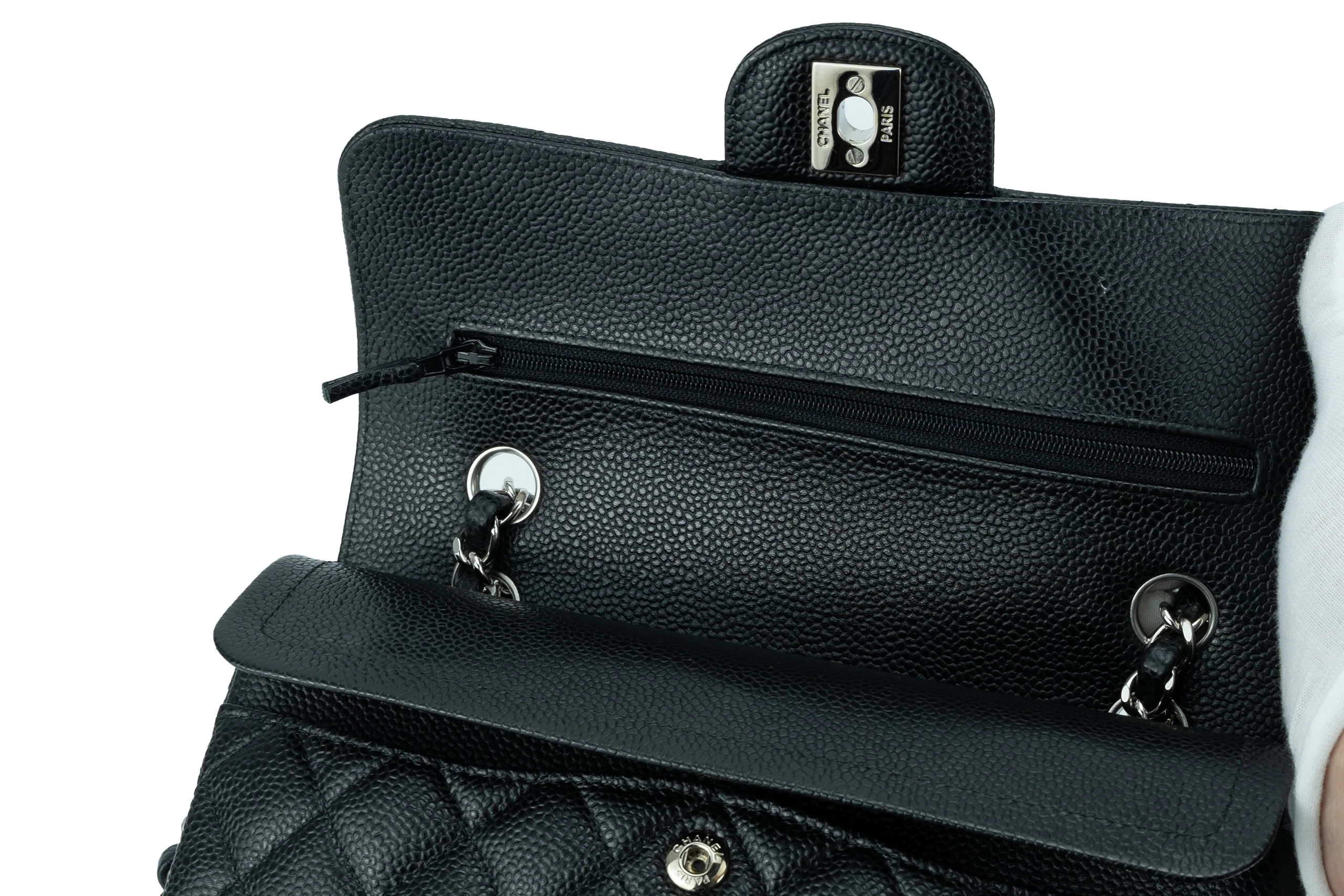 Chanel Flapbag Caviar Black SHW - Image 13