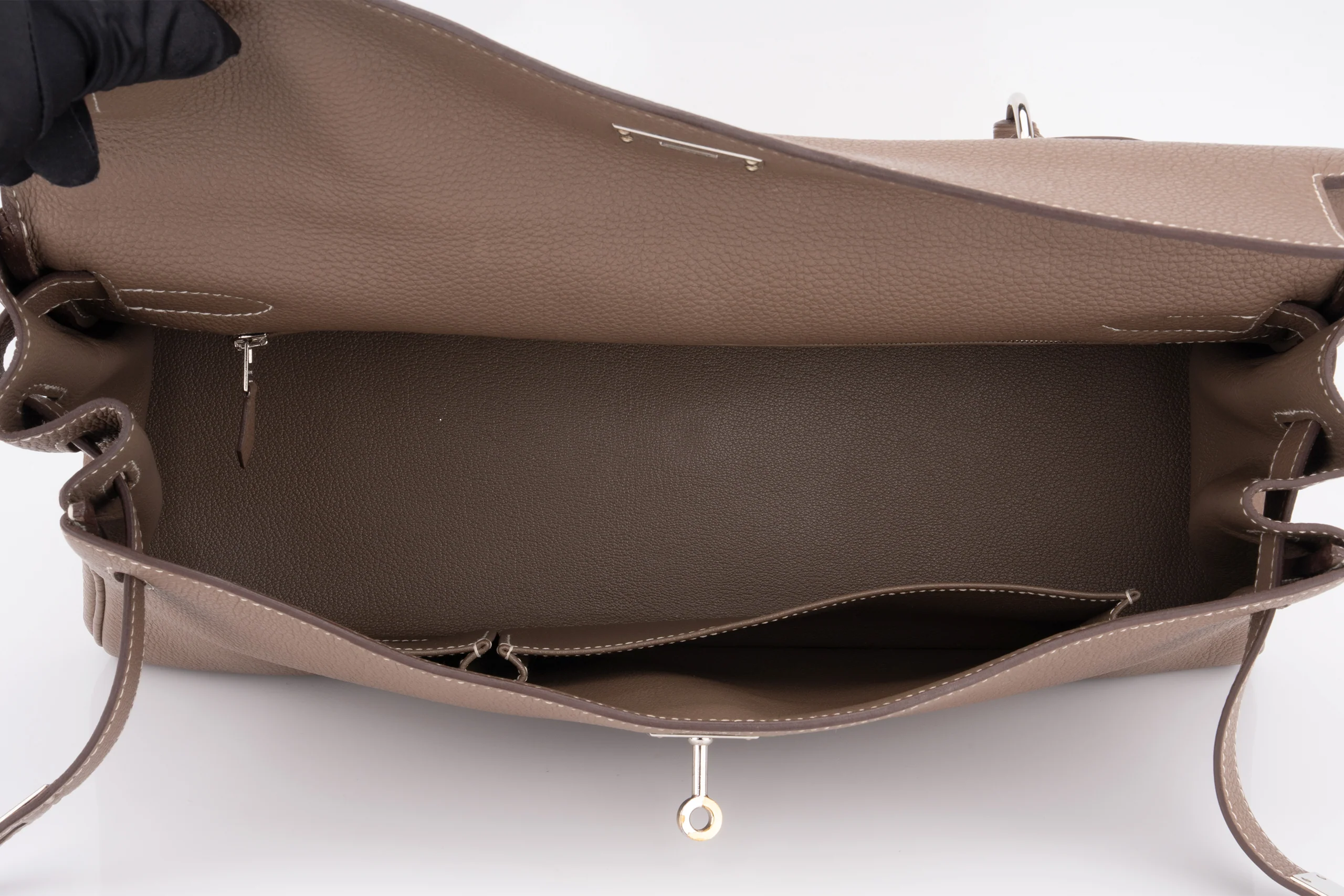 Hermès Jpg Kelly Shoulder 42		Togo	Etoupe	PHW - Image 10