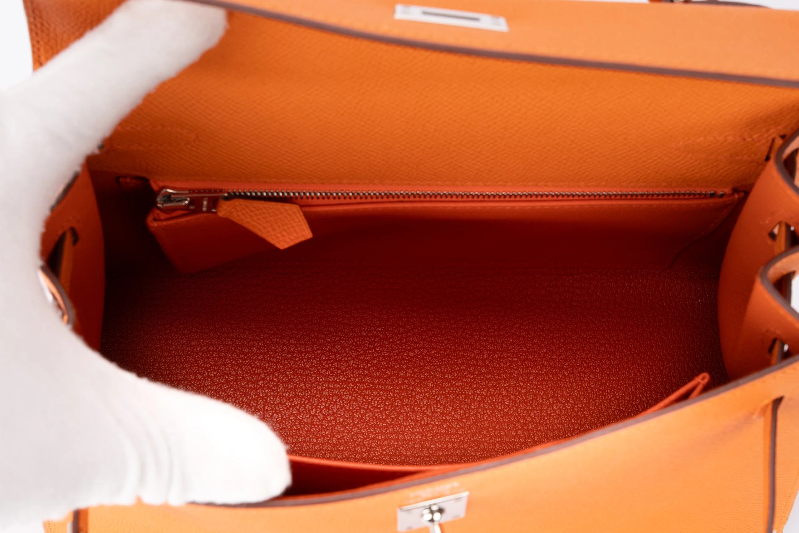 Hermès Kelly 25 Epsom Orange PHW - Image 10