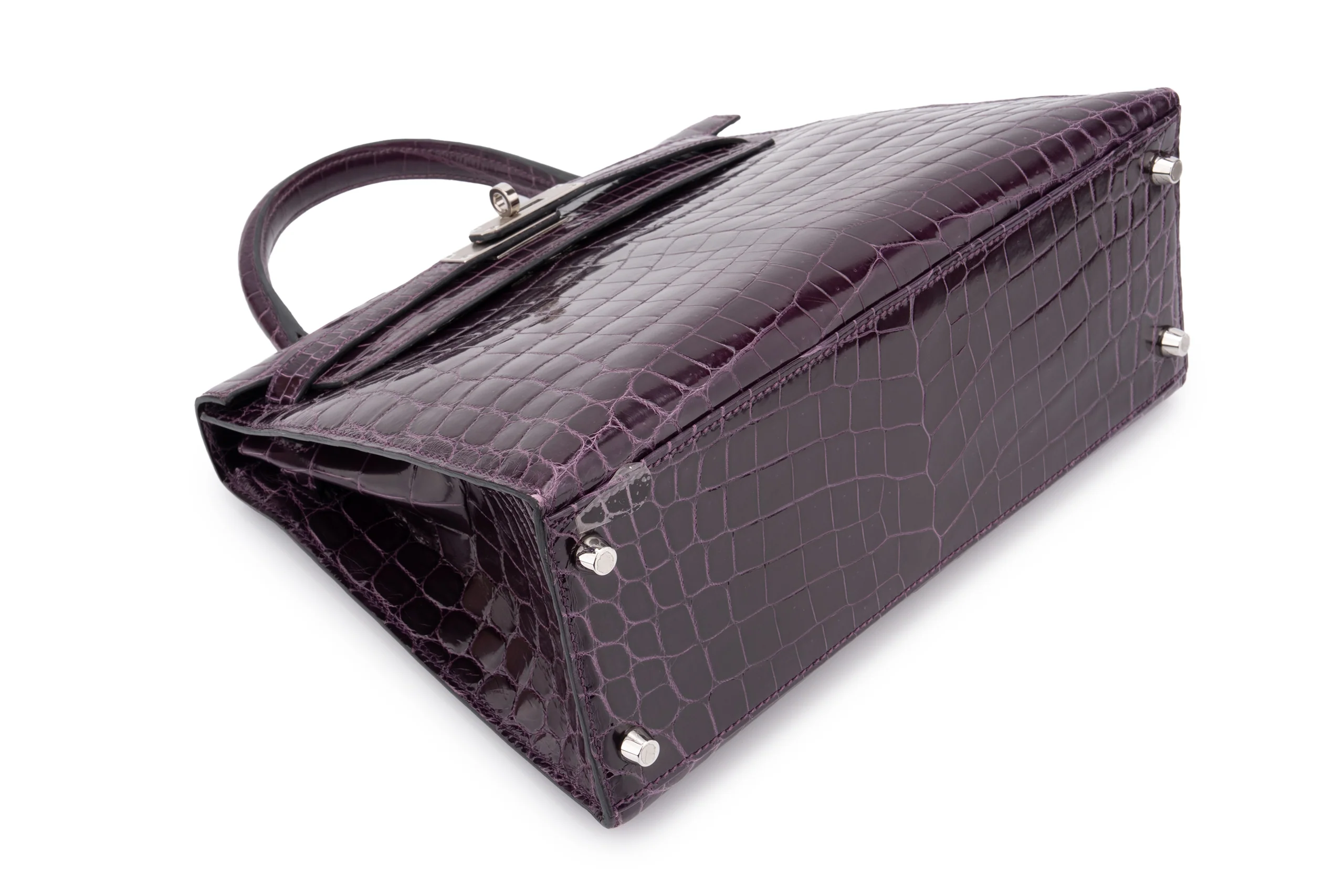 Hermès Kelly 28		Niloticus 	Cassis	PHW - Image 11