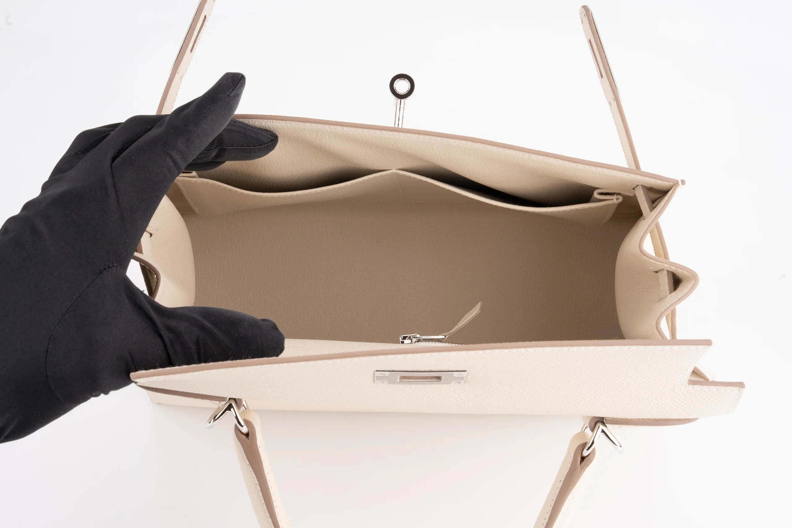 Hermès Kelly 28		 Epsom 	Craie 	PHW - Image 9