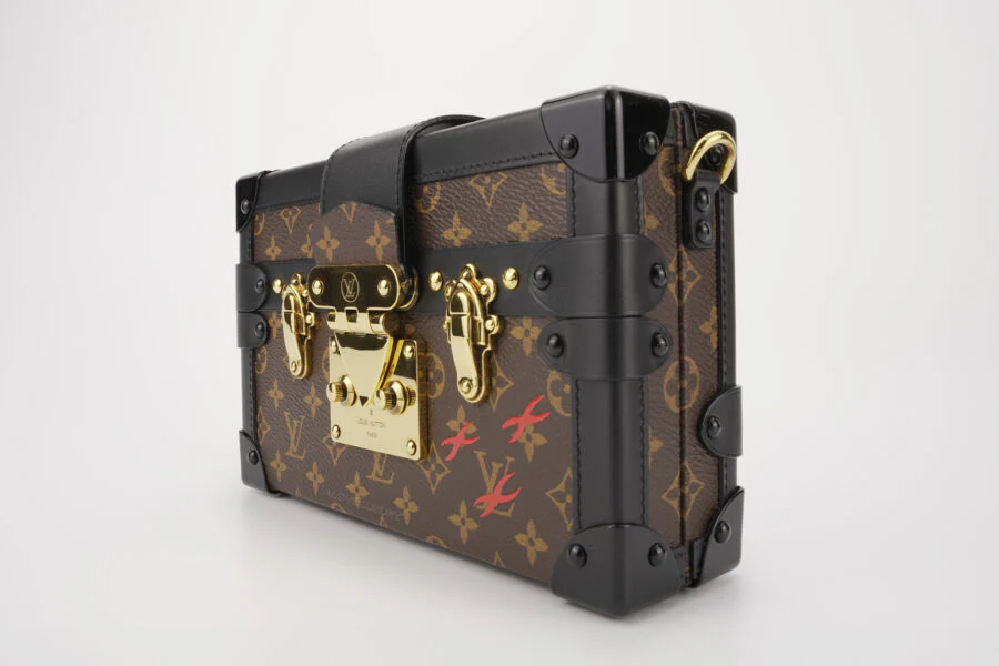 Louis Vuitton Petite Malle Kisses GHW - Image 6