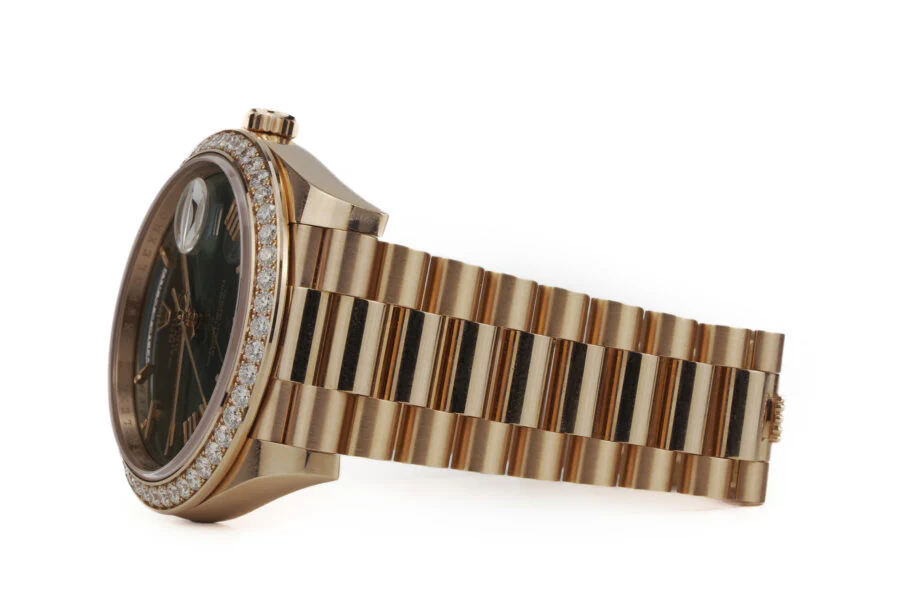 Rolex Day Date Oyster Rose Gold Green Roman Diamond 2023 - Image 2