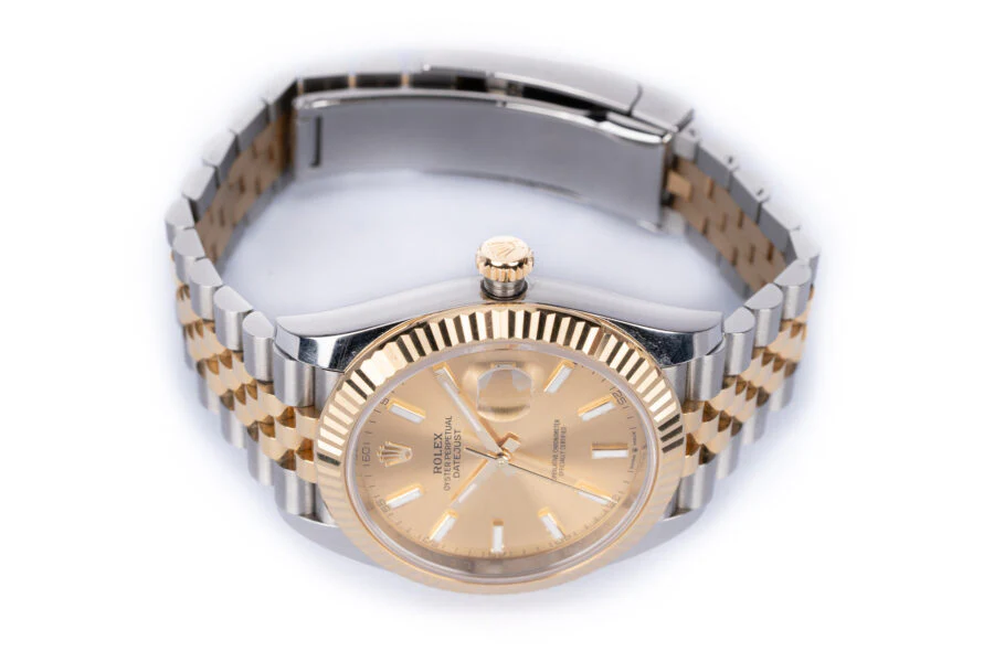 Rolex Oyster Datejust 41mm Yellow Rolesor 126333 - Image 5